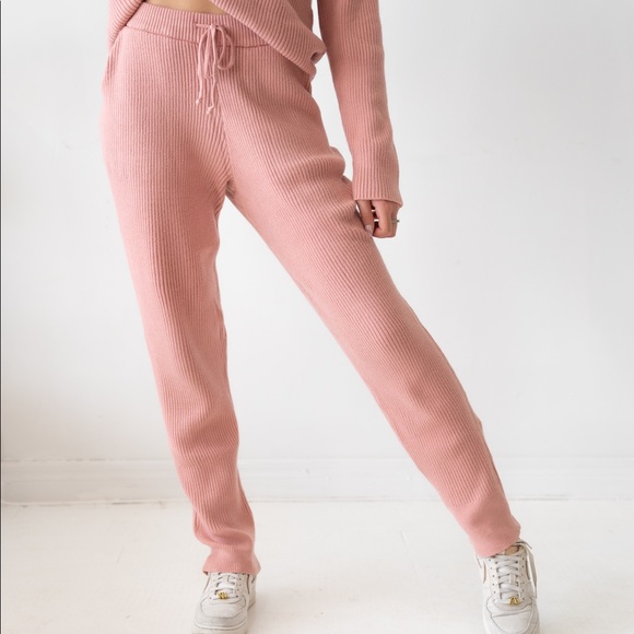 Pink Ribbed Loungewear Set - Picture 4 of 5